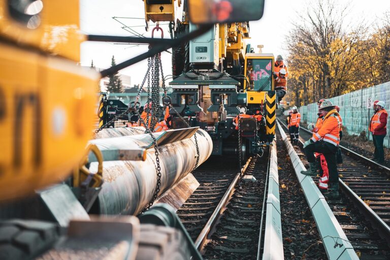 Sécurité sur chantier : comment protéger efficacement matériel et batteries de recharge ?